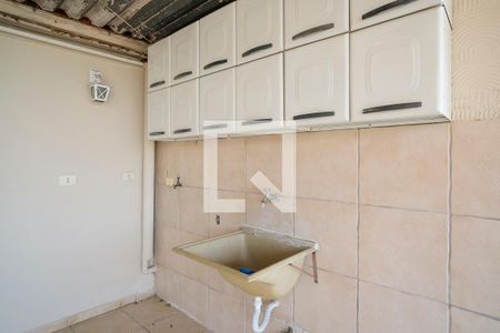 Casa para alugar com 150m², 3 quartos e 1 vagaÁrea de Serviço e Varanda
