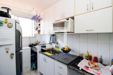 Cozinha de apartamento à venda com 3 quartos, 67m² em Palmares, Belo Horizonte
