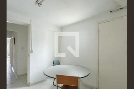 Casa à venda com 105m², 3 quartos e 1 vaga