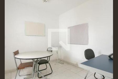 Casa à venda com 3 quartos, 105m² em Campo Belo, São Paulo