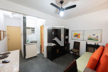 Sala/Cozinha de apartamento para alugar com 1 quarto, 42m² em Consolação, São Paulo