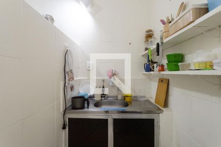 Cozinha de kitnet/studio para alugar com 1 quarto, 18m² em Centro, Rio de Janeiro