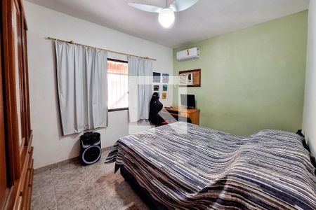 Casa à venda com 450m², 2 quartos e 4 vagas Casa à venda com 450m², 2 quartos e 4 vagasSuíte