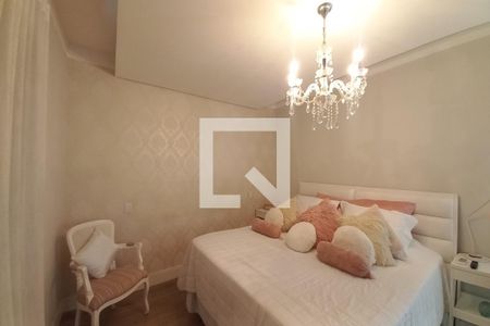 Quarto 1 - Suíte de casa de condomínio à venda com 3 quartos, 268m² em Swiss Park, Campinas