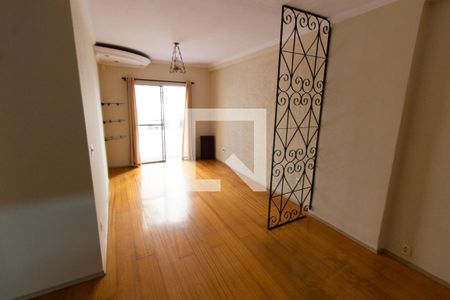 Sala de apartamento à venda com 1 quarto, 62m² em Bosque, Campinas