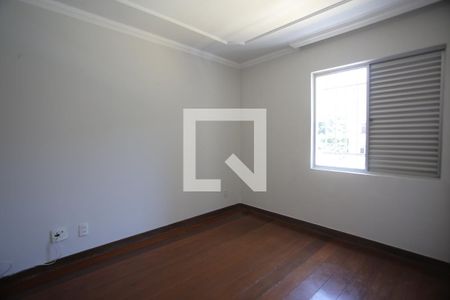 Quarto de apartamento para alugar com 4 quartos, 260m² em Buritis, Belo Horizonte