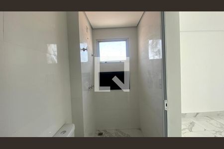 Banheiro da suíte de apartamento à venda com 3 quartos, 165m² em Barreiro, Belo Horizonte