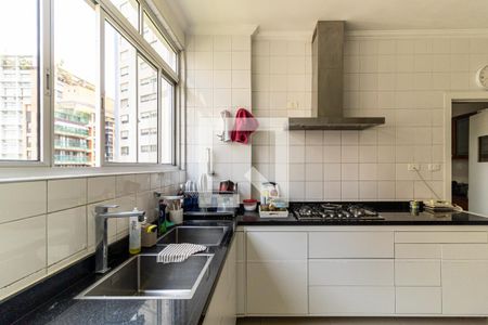 Apartamento à venda com 238m², 4 quartos e 2 vagasCozinha