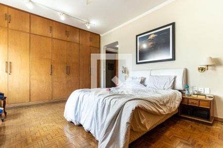 Apartamento à venda com 238m², 4 quartos e 2 vagasSuíte 2