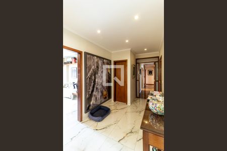 Corredor de Entrada de apartamento à venda com 4 quartos, 238m² em Higienópolis, São Paulo
