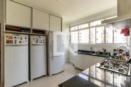 Apartamento à venda com 238m², 4 quartos e 2 vagasCozinha