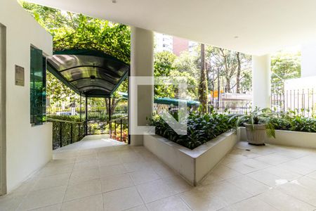 Apartamento à venda com 238m², 4 quartos e 2 vagasPortaria