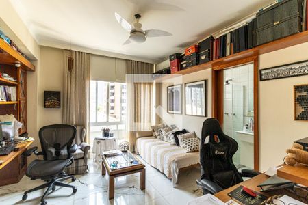 Apartamento à venda com 238m², 4 quartos e 2 vagasSuíte 4