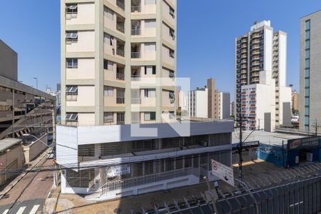 Vista da suíte de apartamento à venda com 1 quarto, 40m² em Centro, Campinas