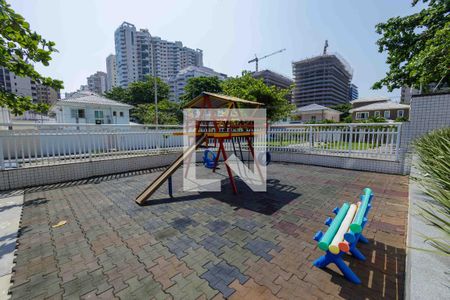 Apartamento para alugar com 110m², 3 quartos e 2 vagasÁrea Comum Playground