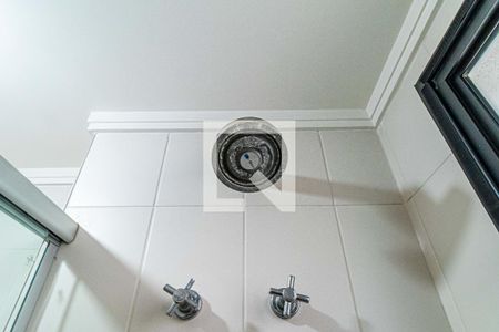 Apartamento à venda com 107m², 3 quartos e 2 vagas Apartamento à venda com 107m², 3 quartos e 2 vagasSuite 02 - Banheiro