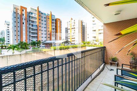 Varanda de apartamento à venda com 3 quartos, 107m² em Cidade São Francisco, São Paulo