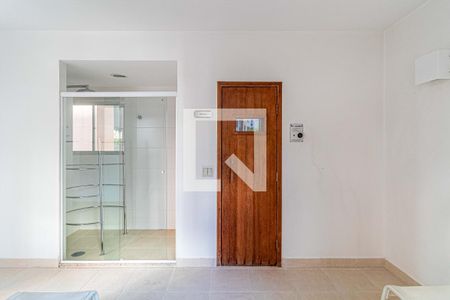 Apartamento à venda com 107m², 3 quartos e 2 vagas Apartamento à venda com 107m², 3 quartos e 2 vagasÁrea comum - Sauna