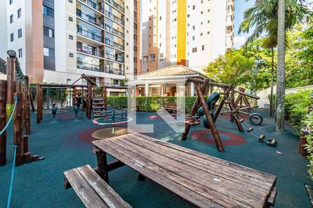 Apartamento à venda com 107m², 3 quartos e 2 vagas Apartamento à venda com 107m², 3 quartos e 2 vagasÁrea comum - Playground