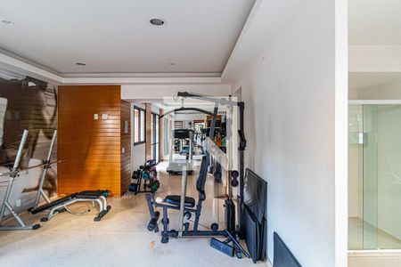 Apartamento à venda com 107m², 3 quartos e 2 vagas Apartamento à venda com 107m², 3 quartos e 2 vagasÁrea comum - Academia