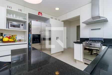 Apartamento à venda com 236m², 3 quartos e 3 vagasCozinha