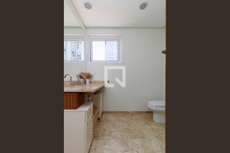 Apartamento à venda com 236m², 3 quartos e 3 vagasBanheiro 2