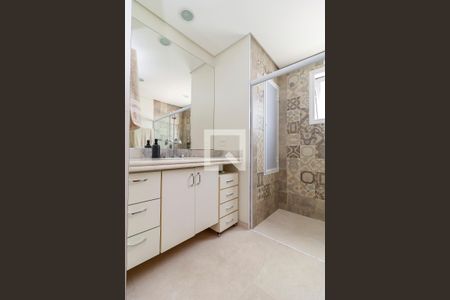 Apartamento à venda com 236m², 3 quartos e 3 vagasSuíte - Banheiro