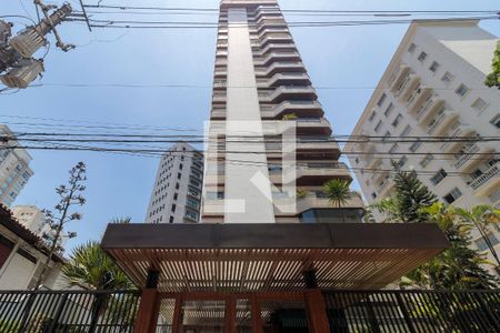 Apartamento à venda com 236m², 3 quartos e 3 vagasFachada