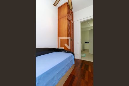 Apartamento à venda com 236m², 3 quartos e 3 vagasÁrea de Serviço - Suíte