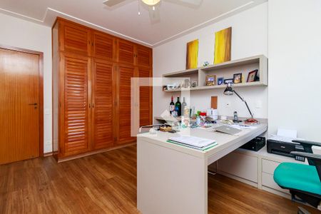 Apartamento à venda com 236m², 3 quartos e 3 vagasQuarto 3