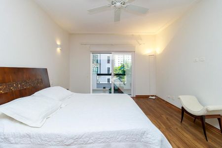 Apartamento à venda com 236m², 3 quartos e 3 vagasSuíte