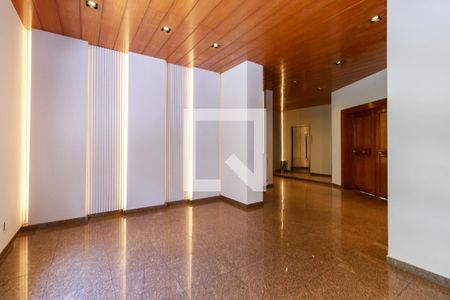 Apartamento à venda com 236m², 3 quartos e 3 vagasHall Social