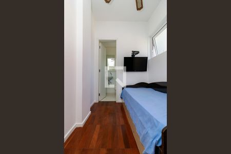 Apartamento à venda com 236m², 3 quartos e 3 vagasÁrea de Serviço - Suíte