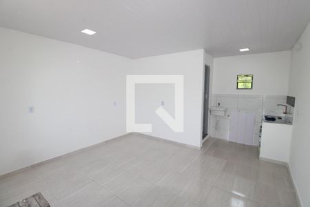 Quarto/Sala/cozinha de kitnet/studio para alugar com 1 quarto, 23m² em Irajá, Rio de Janeiro