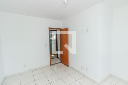 Quarto 1 de apartamento à venda com 2 quartos, 61m² em Parada de Lucas, Rio de Janeiro