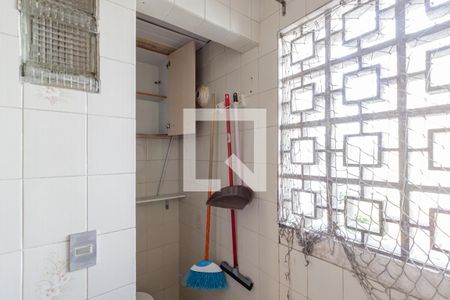 Apartamento à venda com 70m², 2 quartos e 1 vaga Apartamento à venda com 70m², 2 quartos e 1 vagaÁrea de Serviço