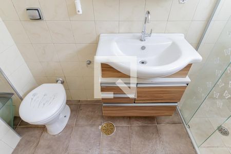 Apartamento à venda com 70m², 2 quartos e 1 vaga Apartamento à venda com 70m², 2 quartos e 1 vagaBanheiro