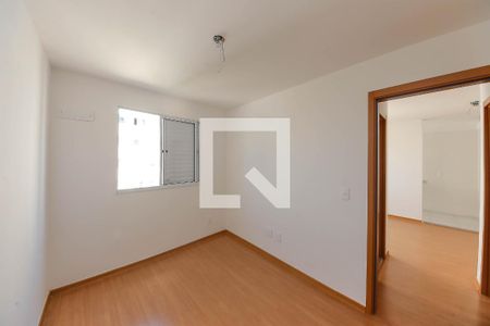 Quarto 2 de apartamento para alugar com 2 quartos, 43m² em Cidade São Mateus, São Paulo