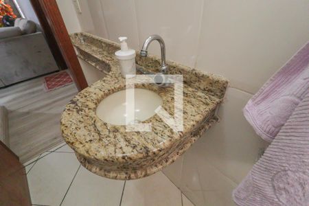 Casa de condomínio à venda com 173m², 3 quartos e 2 vagas Casa de condomínio à venda com 173m², 3 quartos e 2 vagasLavabo