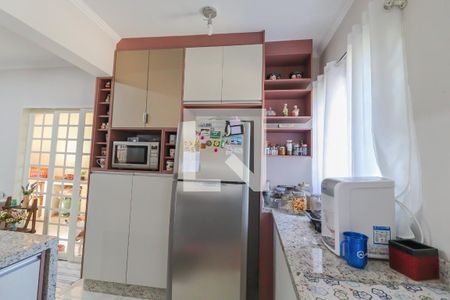 Casa de condomínio à venda com 173m², 3 quartos e 2 vagas Casa de condomínio à venda com 173m², 3 quartos e 2 vagasCozinha e Área de Serviço