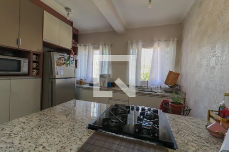 Casa de condomínio à venda com 173m², 3 quartos e 2 vagas Casa de condomínio à venda com 173m², 3 quartos e 2 vagasCozinha e Área de Serviço