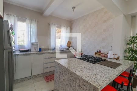 Casa de condomínio à venda com 173m², 3 quartos e 2 vagas Casa de condomínio à venda com 173m², 3 quartos e 2 vagasCozinha e Área de Serviço