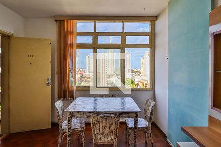 Sala - Detalhe da janela e mesa de apartamento para alugar com 3 quartos, 98m² em Santo Amaro, Recife
