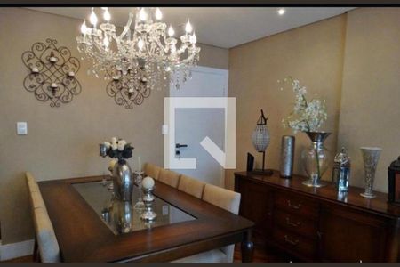 Apartamento à venda com 140m², 3 quartos e 1 vagaFoto 02