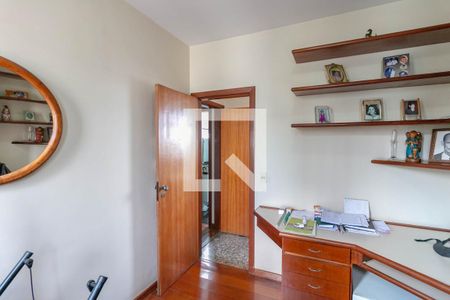 Quarto 1 de apartamento à venda com 4 quartos, 222m² em Barroca, Belo Horizonte