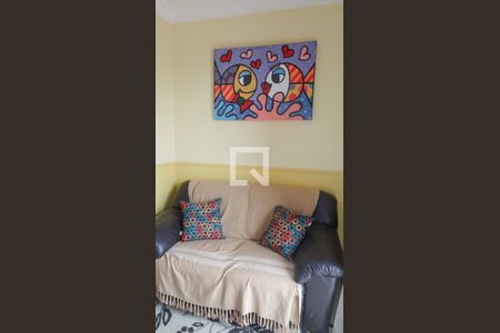 Sala de apartamento à venda com 2 quartos, 60m² em Quitaúna, Osasco