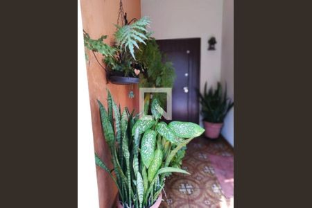 Casa à venda com 120m², 4 quartos e sem vaga