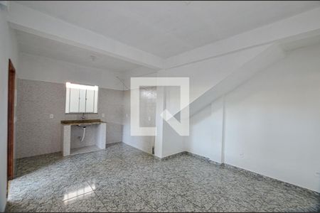 Sala de casa para alugar com 1 quarto, 48m² em Itaipu, Niterói