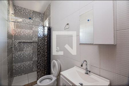 Banheiro de casa para alugar com 1 quarto, 48m² em Itaipu, Niterói