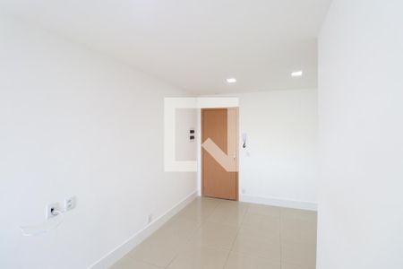 Sala de apartamento para alugar com 1 quarto, 33m² em Parada 40, São Gonçalo